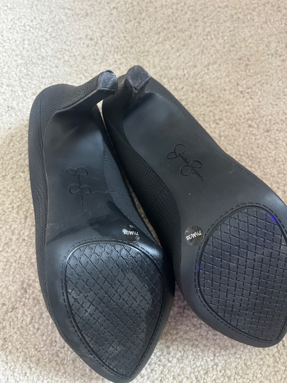 Jessica Simpson heels - Picture 3 of 5